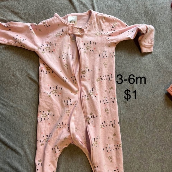 baby girl clothes - Picture 1 of 16